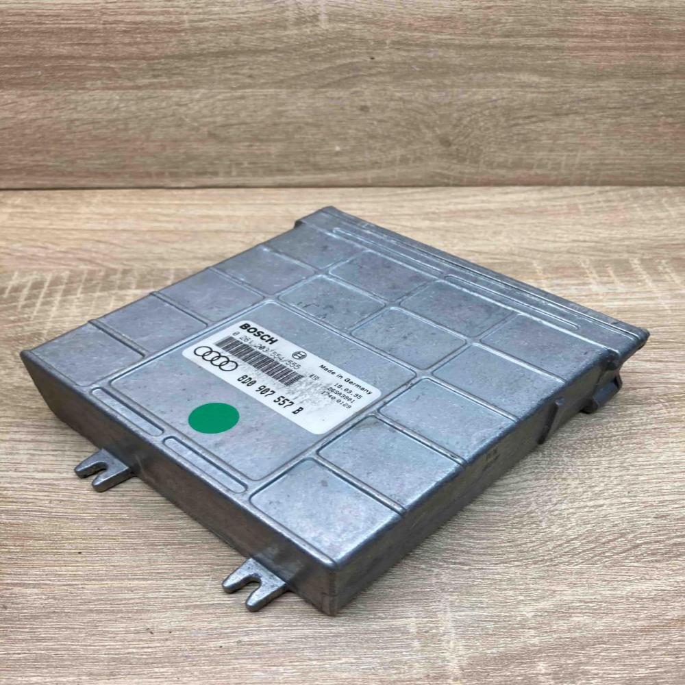 8D0907557B 0261203554  Engine control unit/module ECU Audi A4 S4 B5 8D