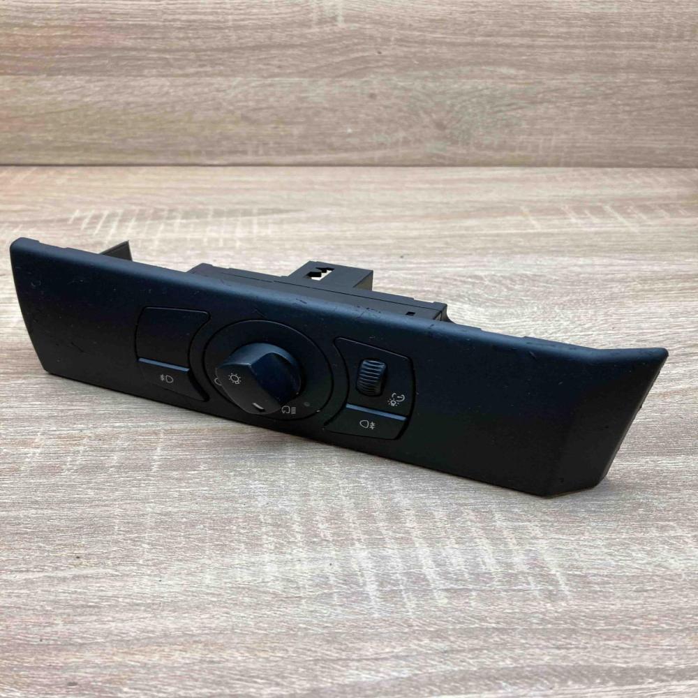 6953735   Light switch BMW 5 E60 E61