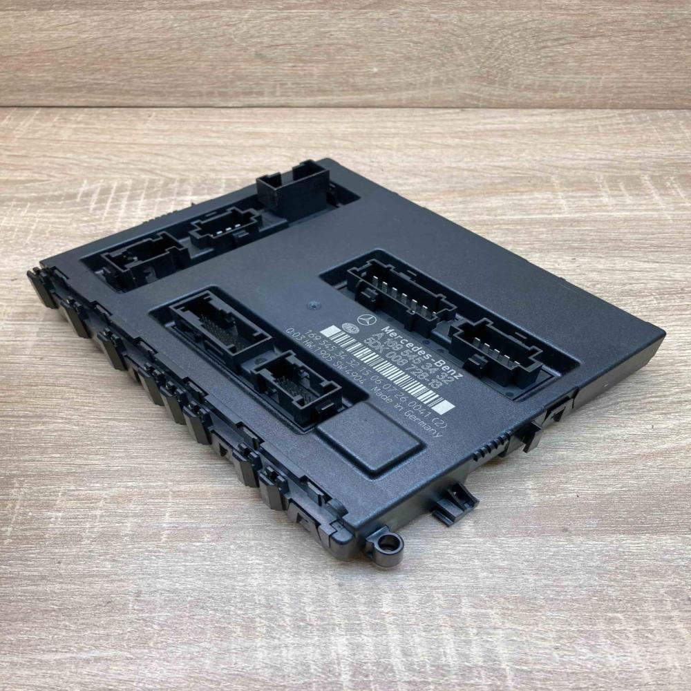 A1695453432 5DK008728  Comfort/convenience module Mercedes-Benz A W169
