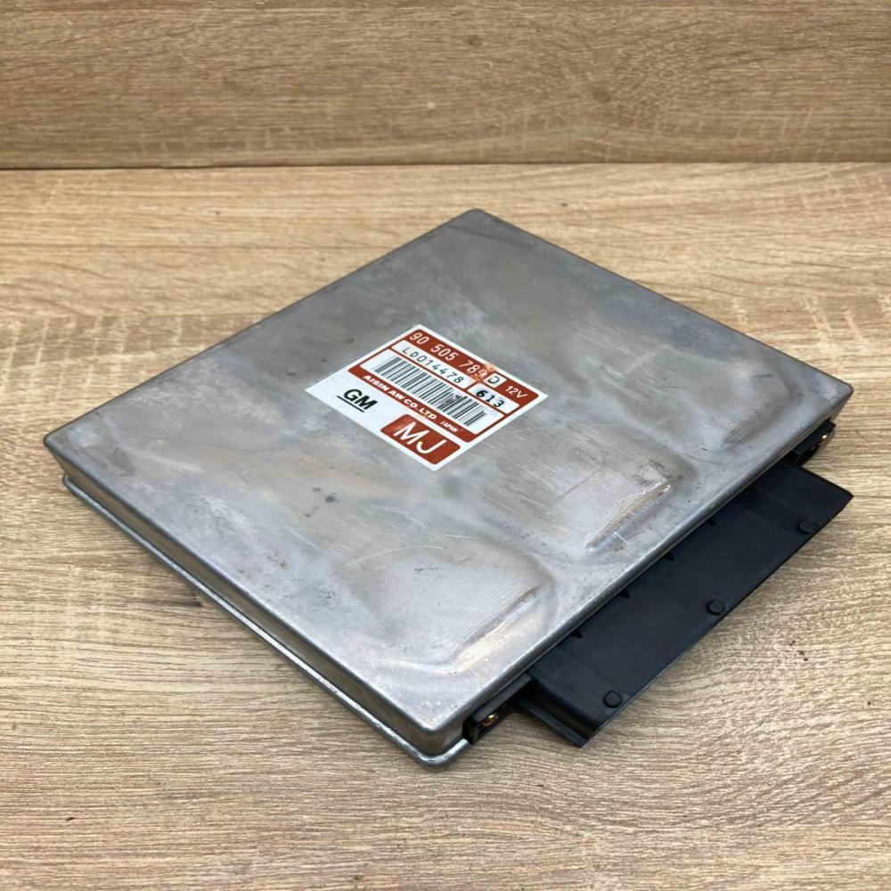 90505789  MJ Engine control unit/module ECU Opel Vectra B
