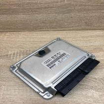 8E0907401P 0281011136  Engine control unit/module ECU Audi A6 S6 C5 4B