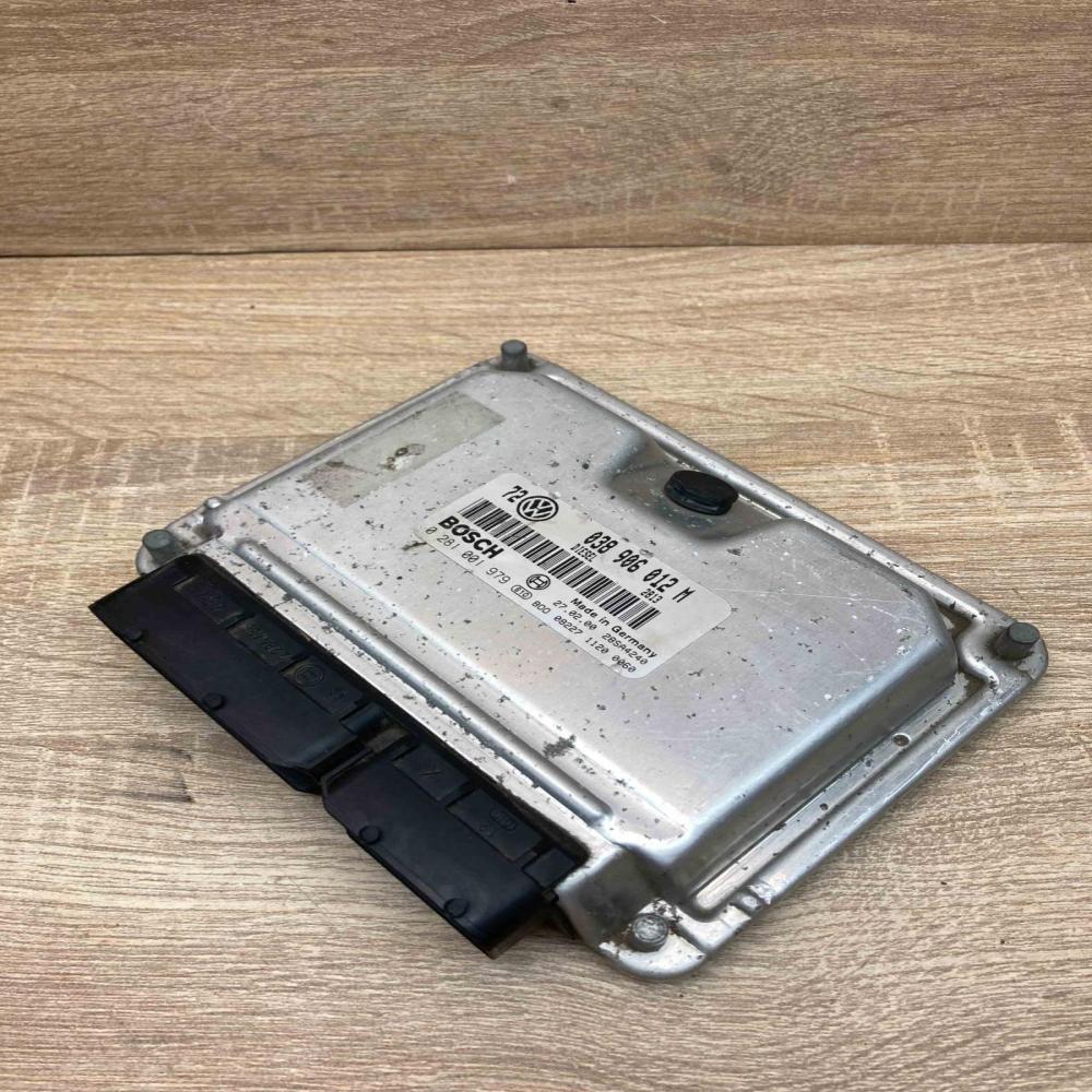 038906012M 0281001979 Main  Engine control unit/module ECU Volkswagen Golf IV