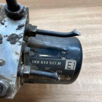 1K0907379K 1K0614517H  ABS Pump Volkswagen Golf V