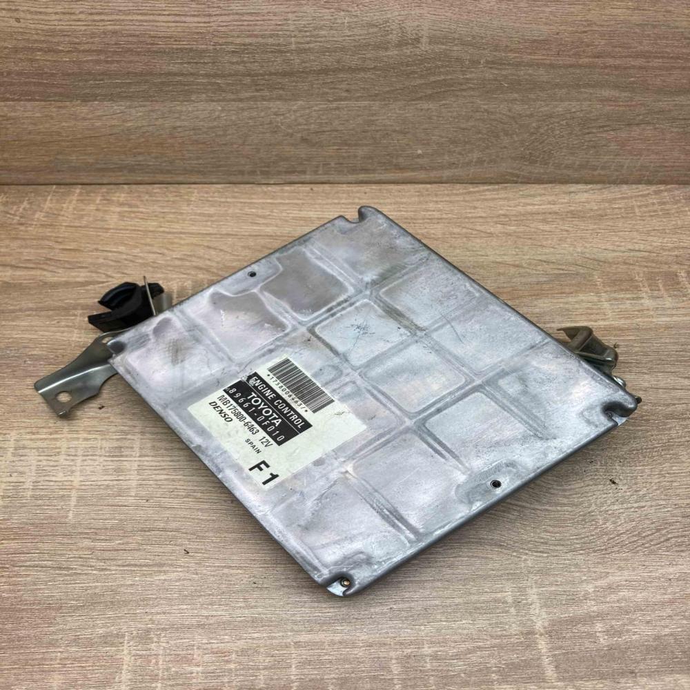 89661 0F010 MB175800 6463  Engine control unit/module ECU Toyota Corolla Verso A