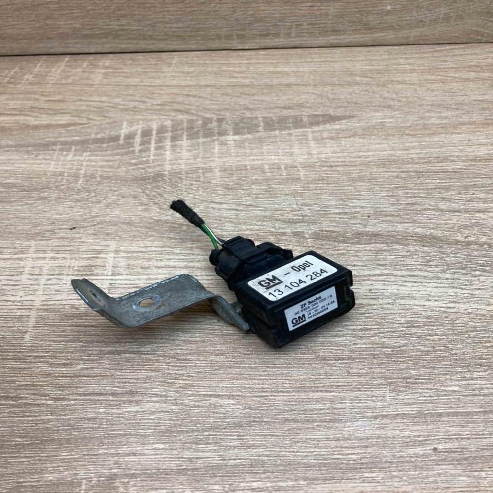 13104284  With Plug Airbag deployment crash/impact sensor Opel Astra H