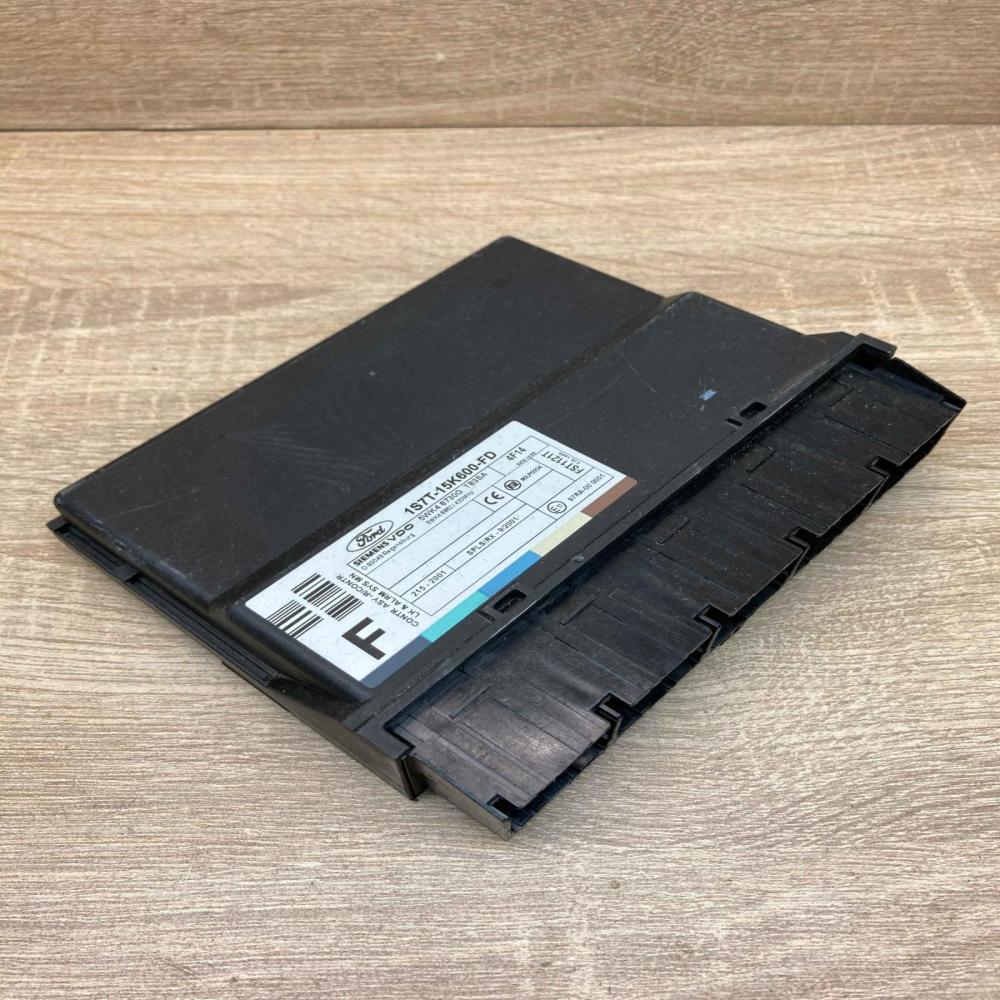 1S7T 15K600 FD 5WK48730G  Comfort/convenience module Ford Focus