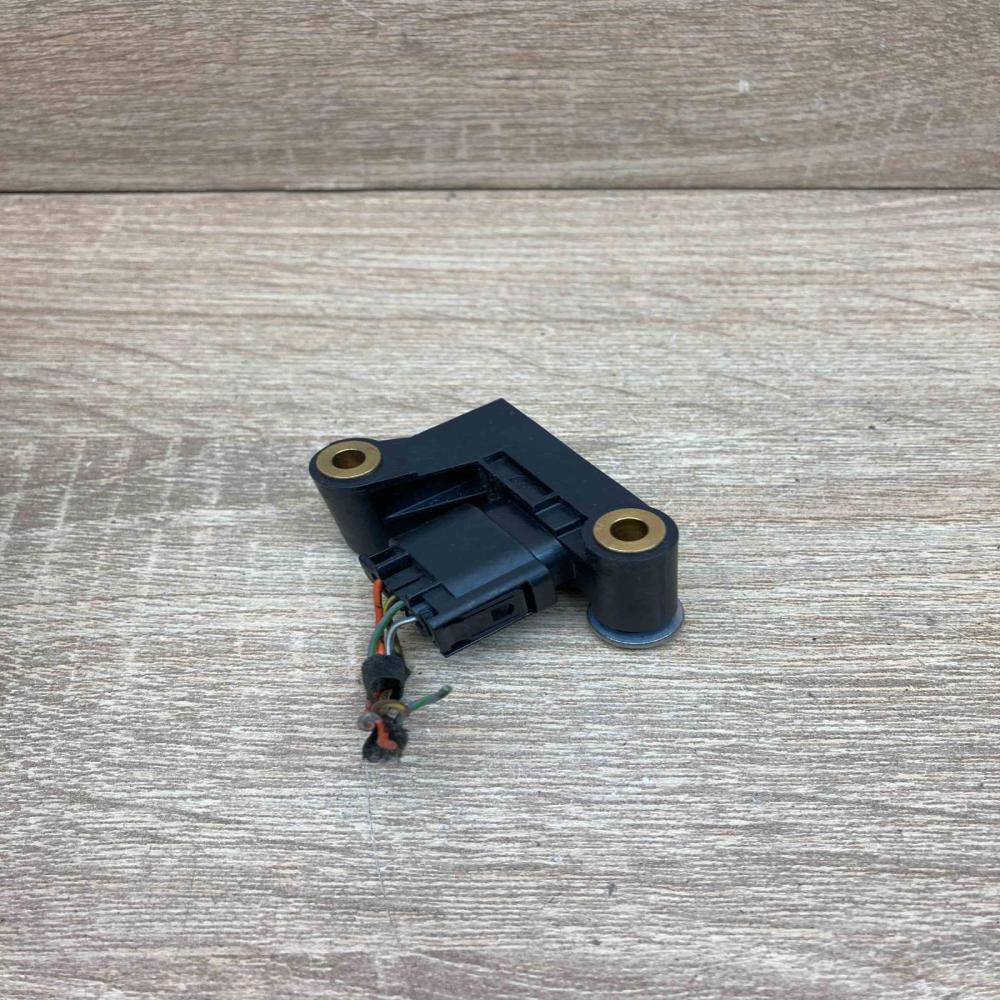 6977398 150806 With Plug Airbag deployment crash/impact sensor BMW 5 E60 E61