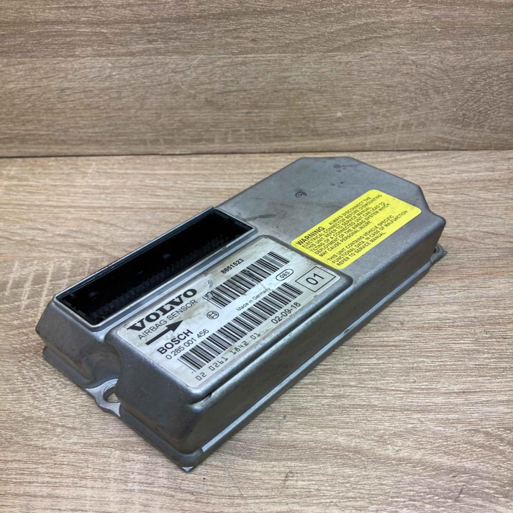 8651523 0285001456  Airbag control unit/module Volvo V70