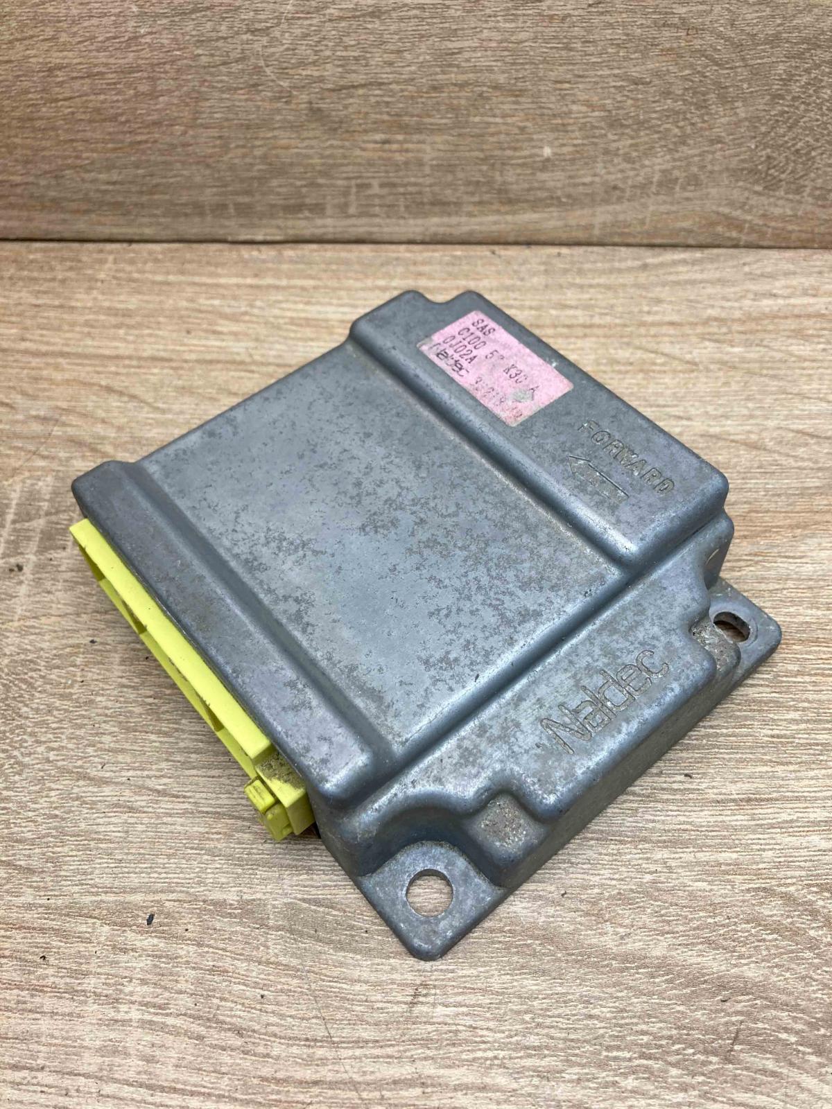 C10057K30A   Airbag control unit/module Mazda Premacy