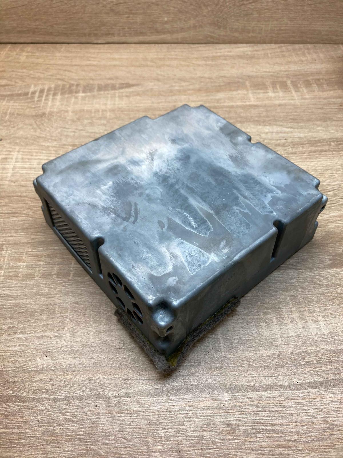 9146608 10819610  Video control module BMW 3 E90 E91