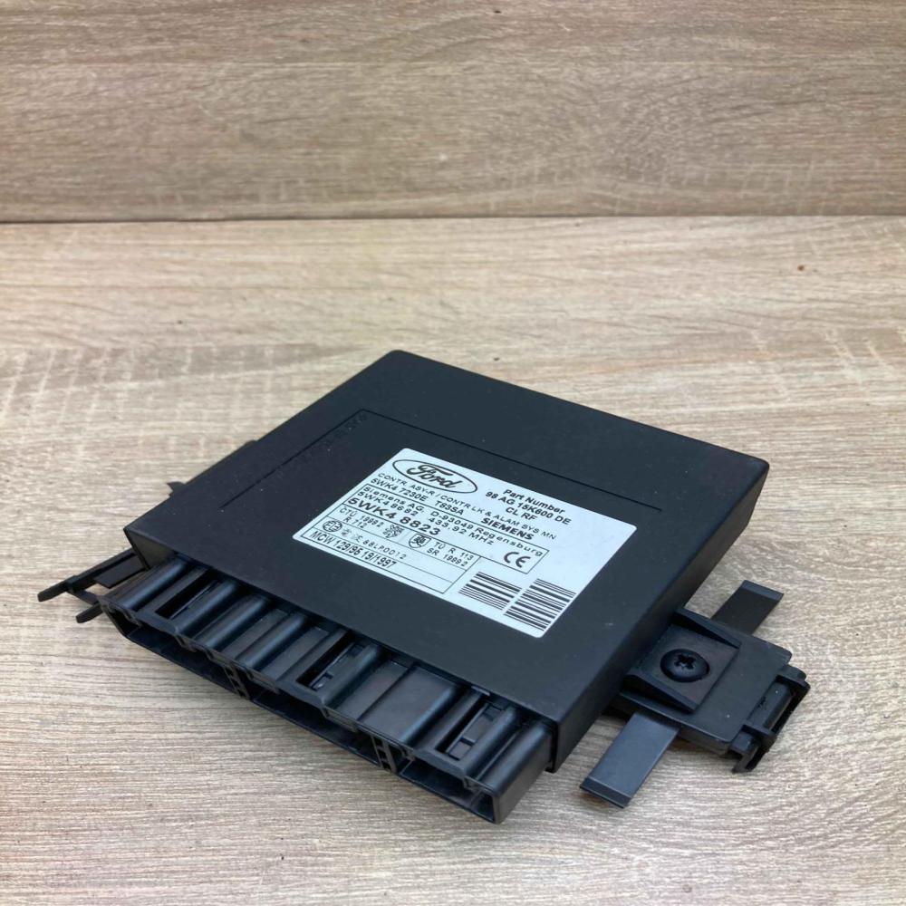 98AG15K600DE 5WK47230E  Comfort/convenience module Ford Focus
