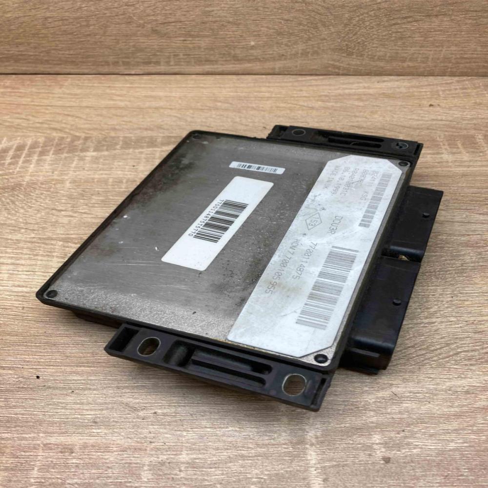 7700114875 04010031C  Engine control unit/module ECU Renault Clio II