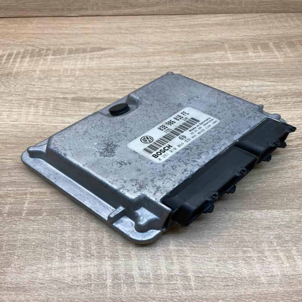 038906018FE 0281010064  Engine control unit/module ECU Volkswagen PASSAT B5