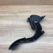 8D1721523J 6PV008376  Accelerator throttle pedal Volkswagen PASSAT B5.5