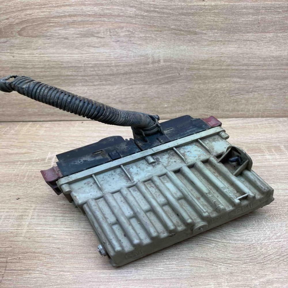 09131731 252618 With Plug Coolant fan relay Opel Astra G
