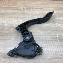 8D1721523F  With Plug Accelerator throttle pedal Volkswagen Passat Alltrack