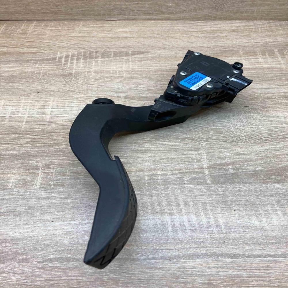 8E1723523B 6PV008376  Accelerator throttle pedal Audi A4 S4 B6 8E 8H