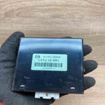 L37J189R1 G1701 00200  Comfort/convenience module Mazda CX-7
