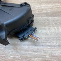 8200003392 6PV008119 Used With Plug Accelerator throttle pedal Renault Laguna II