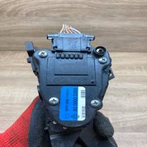 8200003392 6PV008119 Used With Plug Accelerator throttle pedal Renault Laguna II
