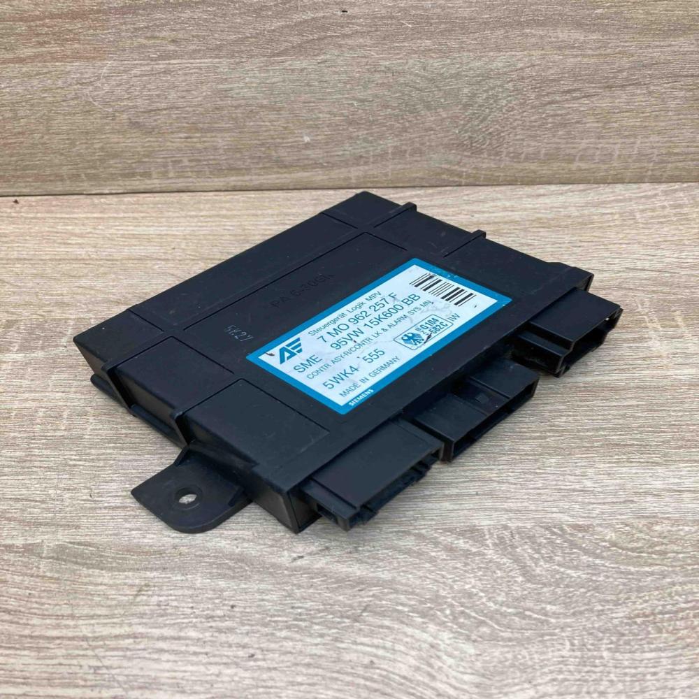 7M0962257F 5WK4555  Comfort/convenience module Volkswagen Sharan