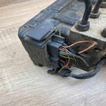 1J0614117D 1J0907379P With Plug ABS Pump Volkswagen Golf IV
