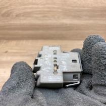 98AB 11572831BE   Front door lock (next to the handle) Jaguar XF X250
