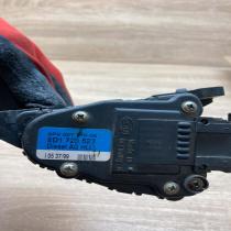 8D1728523 6PV007770 With Plug Accelerator throttle pedal Audi Q5 SQ5