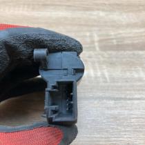 0132801363 CZ116880 2872  Air flap motor/actuator Volkswagen PASSAT B6