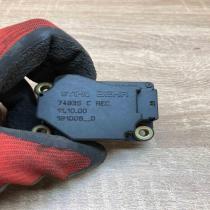 74935CREC 1910080  Air flap motor/actuator Volvo V70