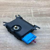 8D1820511E 0132801148 With Plug Air flap motor/actuator Audi A4 S4 B5 8D