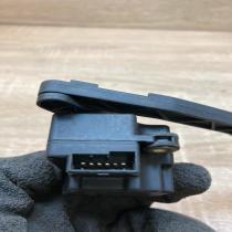 74933C 9001849  Air flap motor/actuator Volvo S80