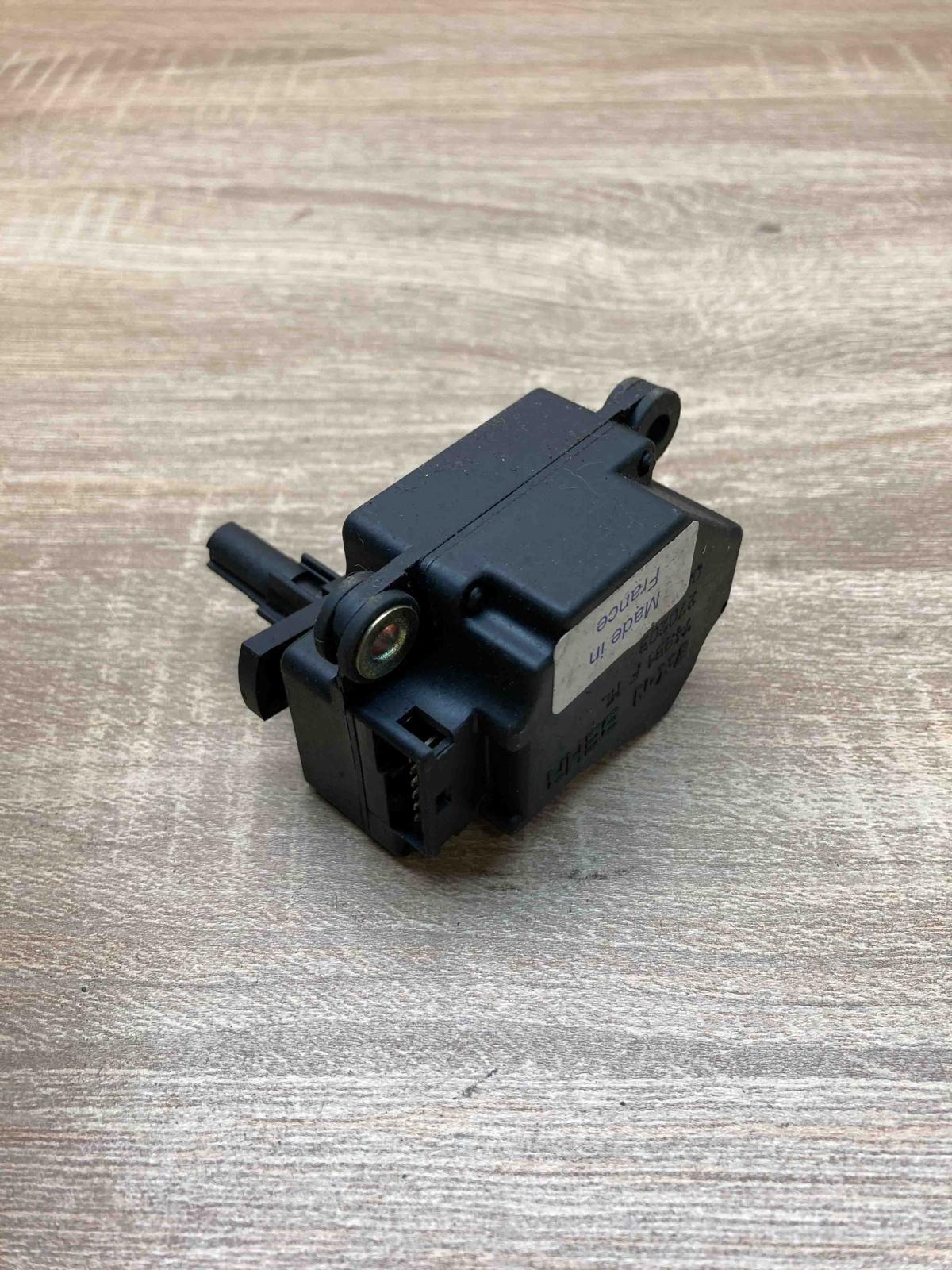 74931FML   Air flap motor/actuator Volvo S60