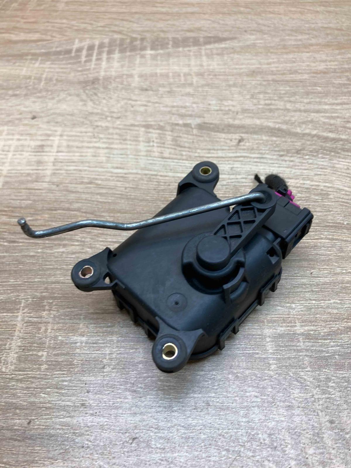 4B1820511A 0132801127 With Plug Air flap motor/actuator Audi A6 S6 C5 4B