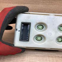 13106242 5WK70051 ZC Screen/display/small screen Opel Zafira A