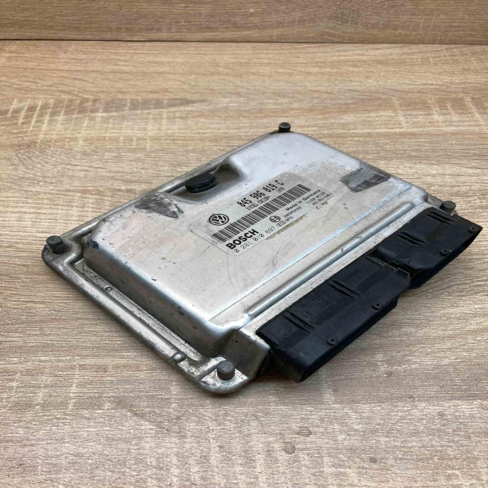 045906019C 0281010697  Engine control unit/module ECU Volkswagen Polo IV 9N3