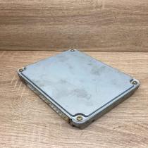 RF4P 18 881C 275800 5772  Engine control unit/module ECU Mazda Premacy