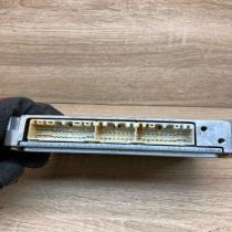 RF4P 18 881C 275800 5772  Engine control unit/module ECU Mazda Premacy