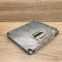 RF4P 18 881C 275800 5772  Engine control unit/module ECU Mazda Premacy