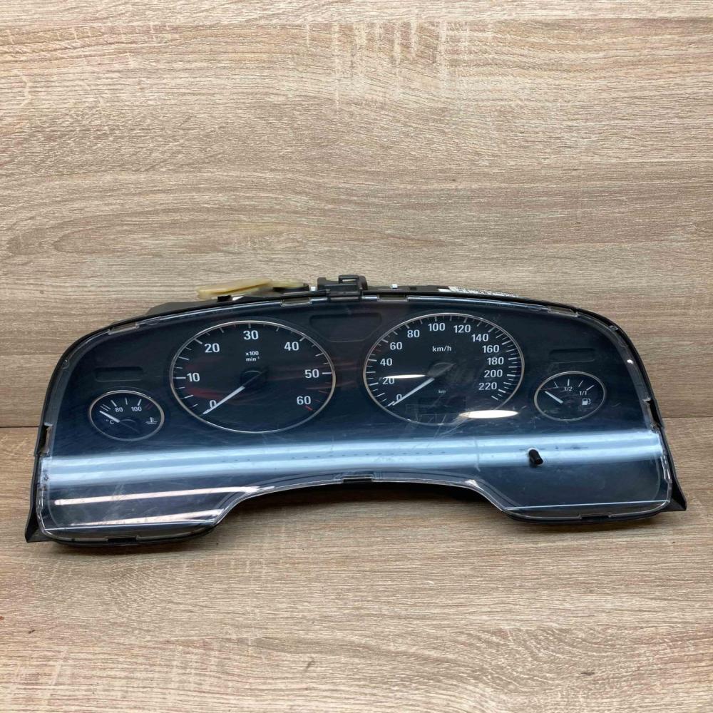 24461768   Speedometer (instrument cluster) Opel Zafira A