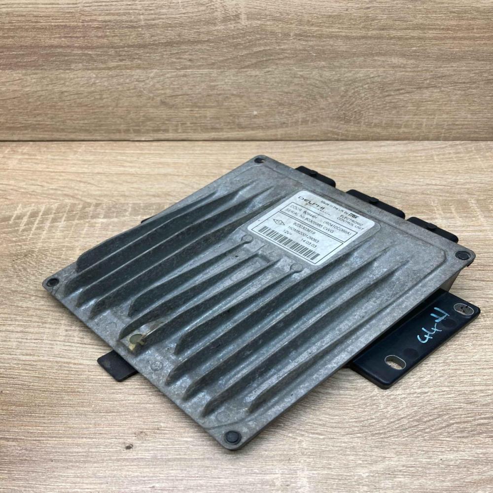 8200303619   Engine control unit/module ECU Renault Clio II
