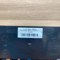 1J0959799S 5DK007953 Used With Plug Comfort/convenience module Seat Toledo II (1