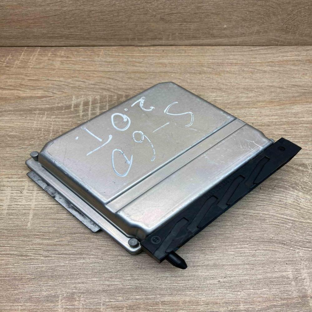08627455A 0261206828  Engine control unit/module ECU Volvo V70