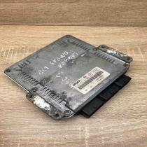 8200163528 0281011101  Engine control unit/module ECU Renault Laguna II