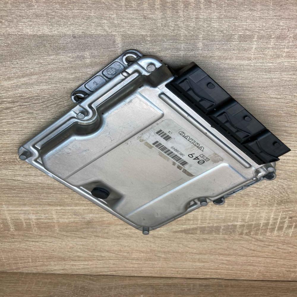 8200065994 0281010440  Engine control unit/module ECU Volvo S40, V40