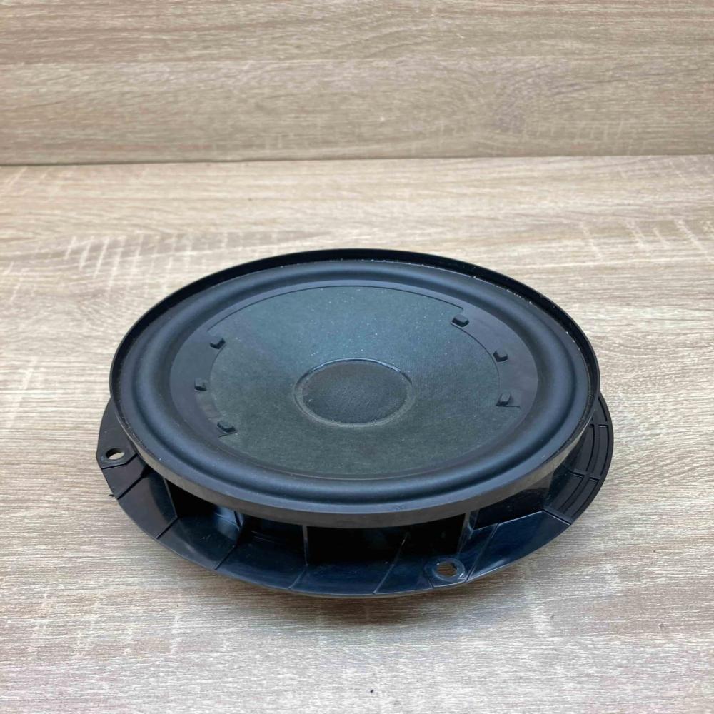 Audi VW Speaker   Front door speaker Volkswagen PASSAT B6