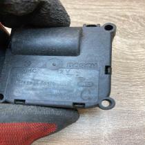 4F0820511F 0132801369  Air flap motor/actuator Audi Q7 4L