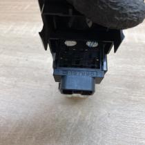 183574 153261  Wing mirror switch Toyota Avensis T250