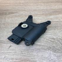 0132801362 CZ116880 2921  Air flap motor/actuator Volkswagen PASSAT B6