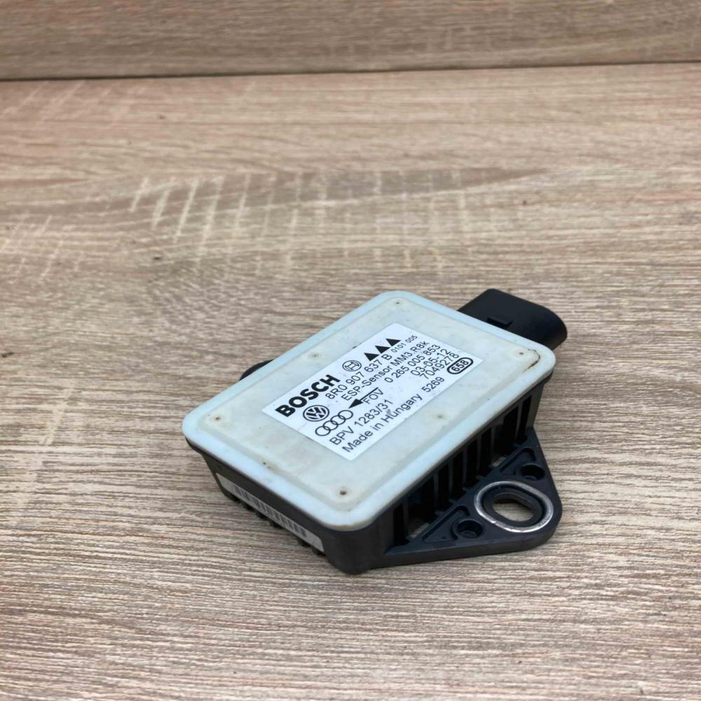8R0907637B 0265005853  ESP acceleration yaw rate sensor Audi A4 S4 B8 8K